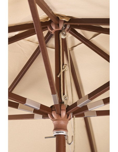 Detalle estructura Parasol de madera Java de ezpeleta