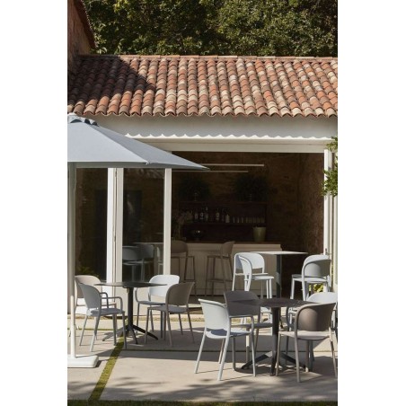 Taula QUATRO FIX d'Ezpeleta amb taulell compacte fenòlic mho1104001