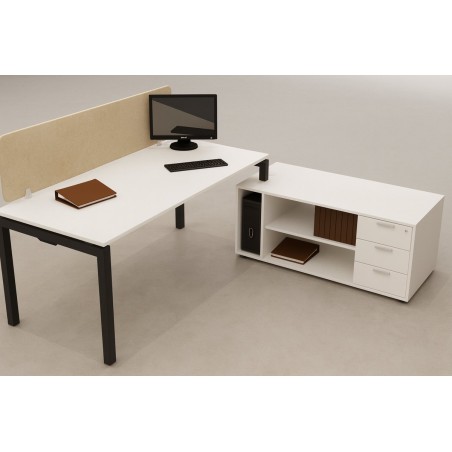 Mesa de oficina M4+ para despacho de dirección con credencia mop1101052