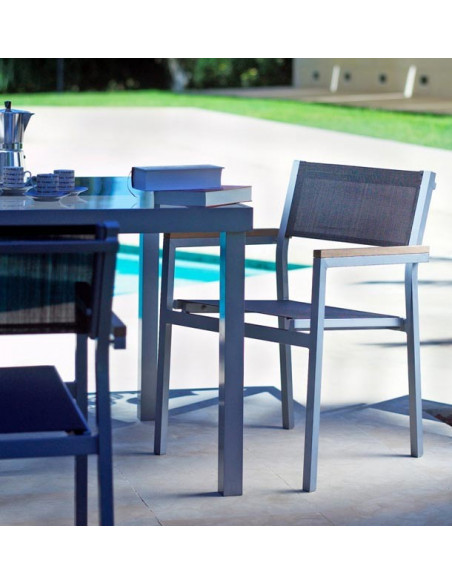 Sillón apilable de aluminio Cubic de GARBAR sho1032046