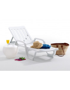 Lettino  Malibú by Joluce  in polipropilene impilabile stz1040002 2