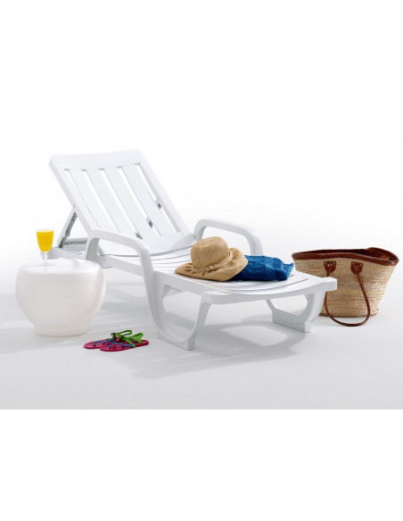 Chaise longue de piscine en polypropylène Joluce Malibu empilable STZ1040002