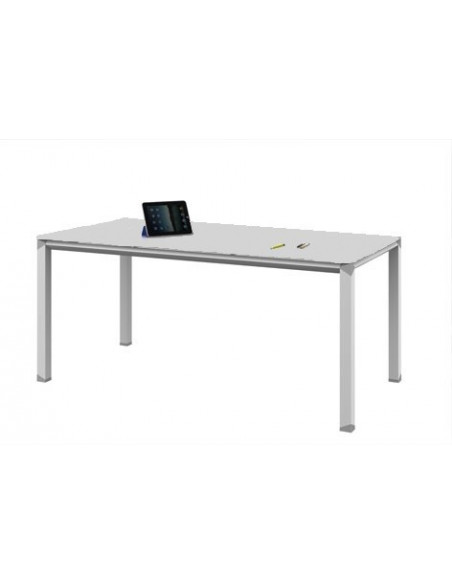 Mesa de oficina con estructura metálica de diseño en estoc